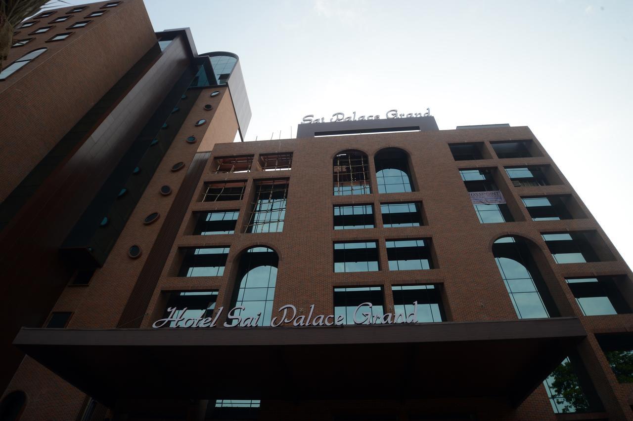 Sai Palace Grand, Malad Bombaj Exteriér fotografie