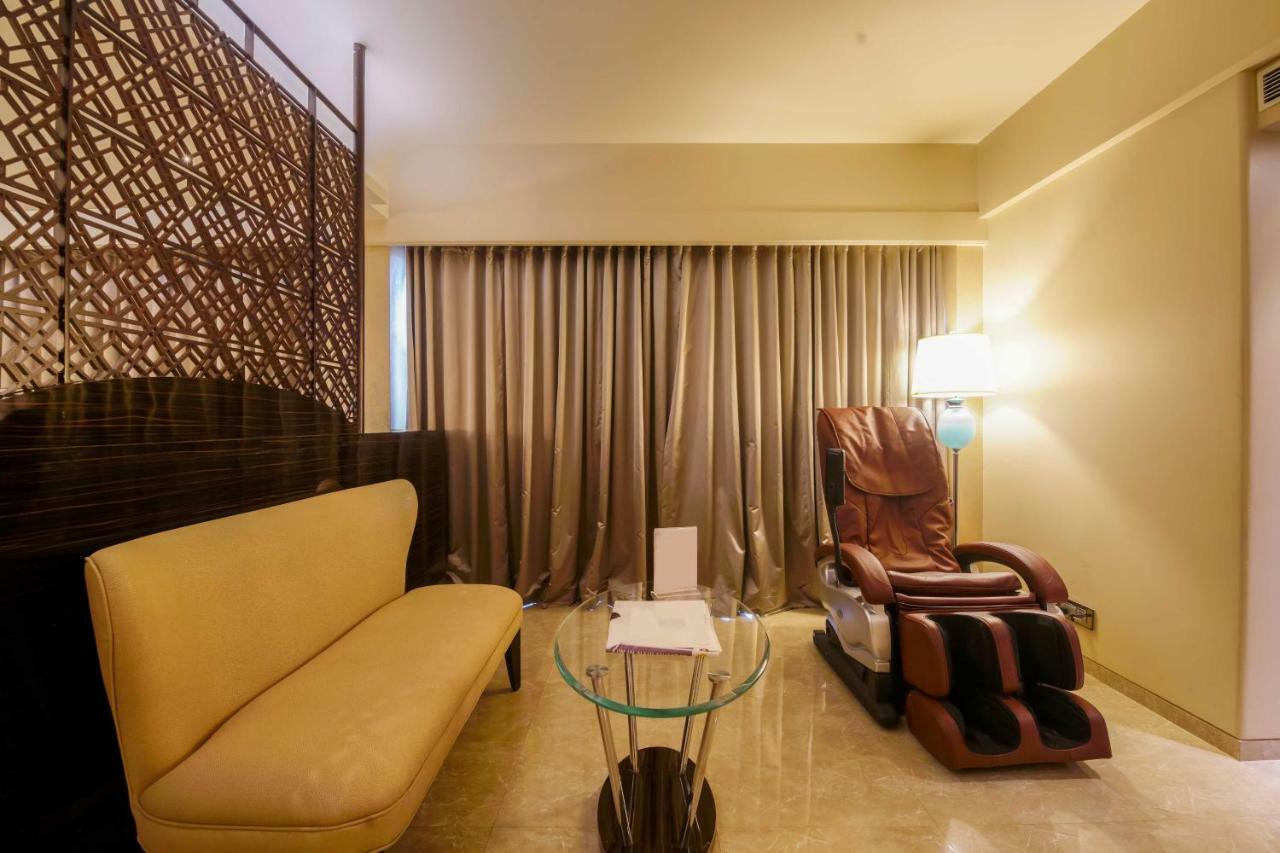 Sai Palace Grand, Malad Bombaj Exteriér fotografie